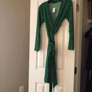 Banana Republic Wrap Dress New With Tags - Size Small